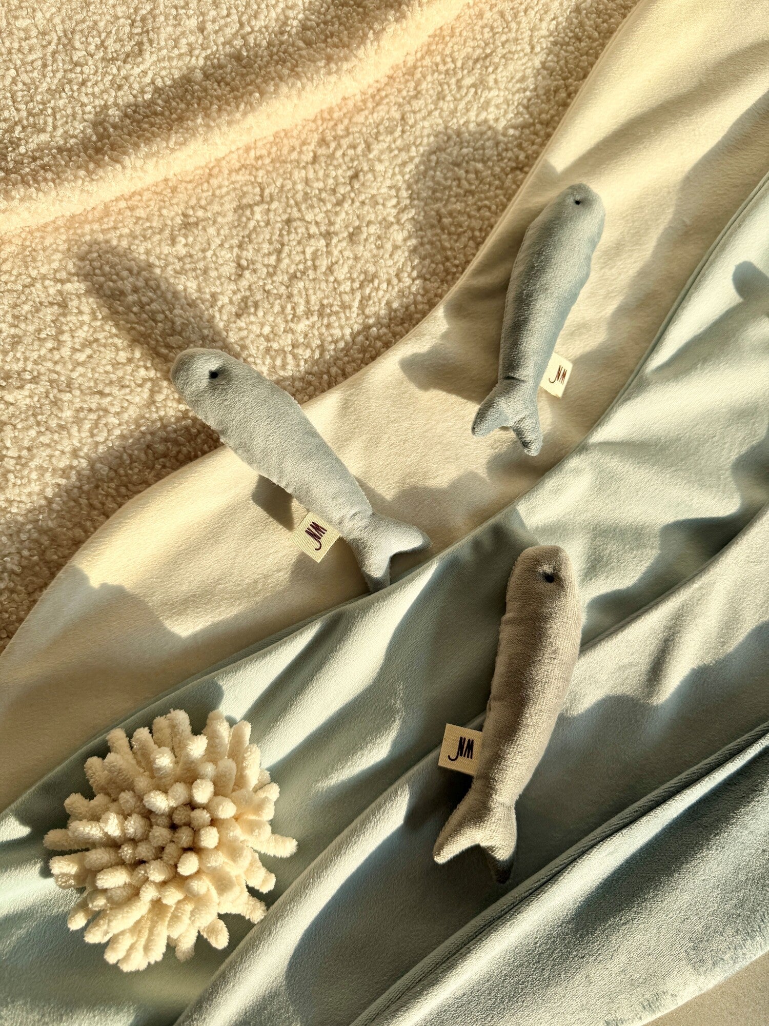 🆕新品上架【梨花娘】💖韓國高端品牌 WETNOSE 「海洋系列」小魚乾貓狗玩具3入組 (手工製作,等待期約10~15天)