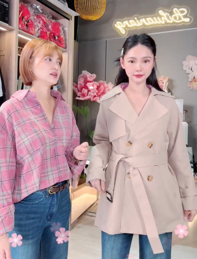 🆕新品上架【梨花瑪雅】短版英倫風卡其色經典雙排釦修身風衣外套