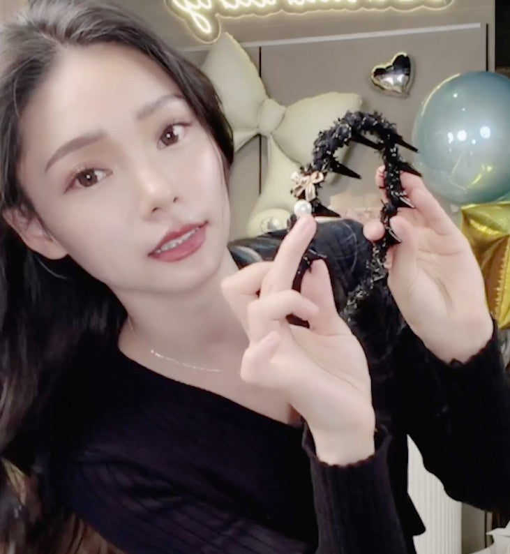 🆕新品上架【梨花瑪雅】💕法式氣質精緻蝴蝶結珍珠小香風高顱頂防滑髮箍(2色)