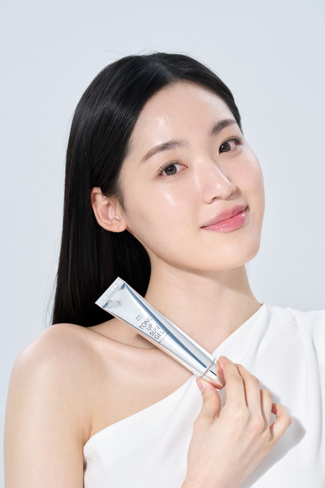 🧧新春限定🧧 美膚洗護限定組💖【梨花娘】韓國KY核桃胺基酸12胜肽肽淨透洗面凝膠(130ml)+KY精萃亮折光潤顏防曬乳35ml+專利肌底激活修護精華晶露30ml/瓶+KY無瑕淬亮輕潤氣墊5g贈濟州島綠茶植粹保溼多酚卸妝巾2包優惠💕