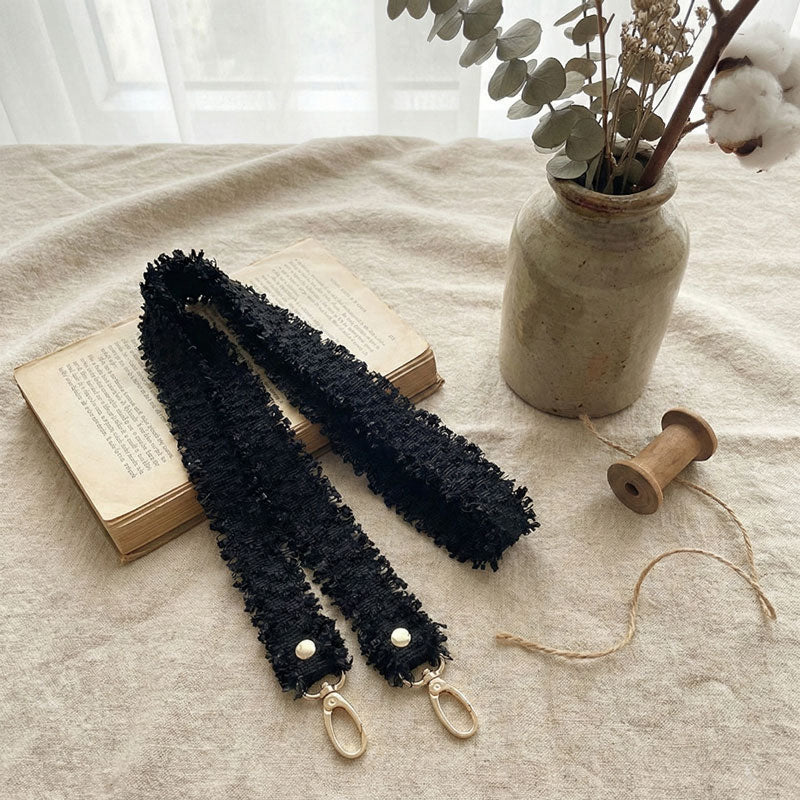 新品上架【梨花瑪雅】💖法式精緻寬版毛線小香風編織粗花呢流蘇邊背帶💕