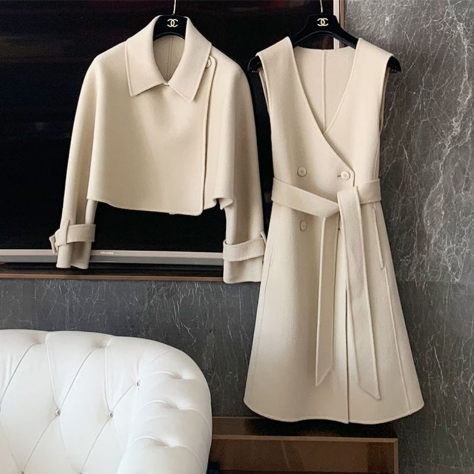 🆕新品上架💖【梨花瑪雅】氣質優雅兩件式短版西裝時尚背心洋裝大衣💕