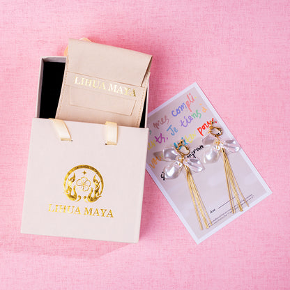 💖新品上架【梨花瑪雅】實拍選品法式優雅仿珍珠花瓣流蘇金色耳環(針式，夾式)