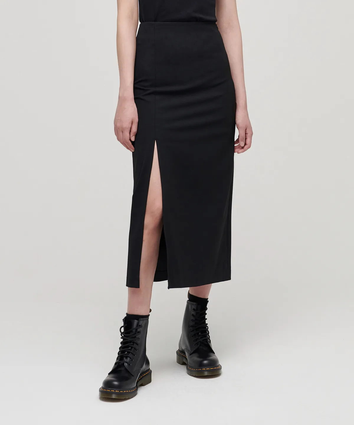 🆕新品上架【梨花娘】韓國Musinsa 💕黃金剪裁高腰優雅開叉長裙(3色)