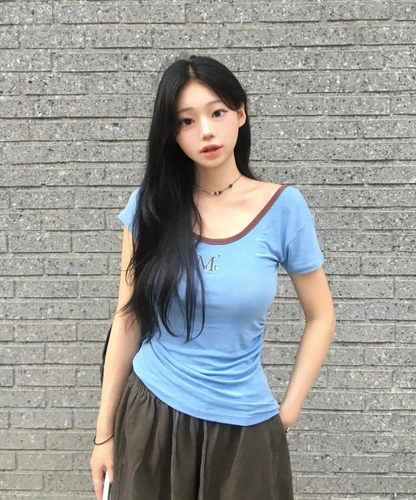 🆕新品上架💖【梨花娘】韓國品牌 Muscent Viola露肩不對稱撞色抓皺彈力短T(2色)