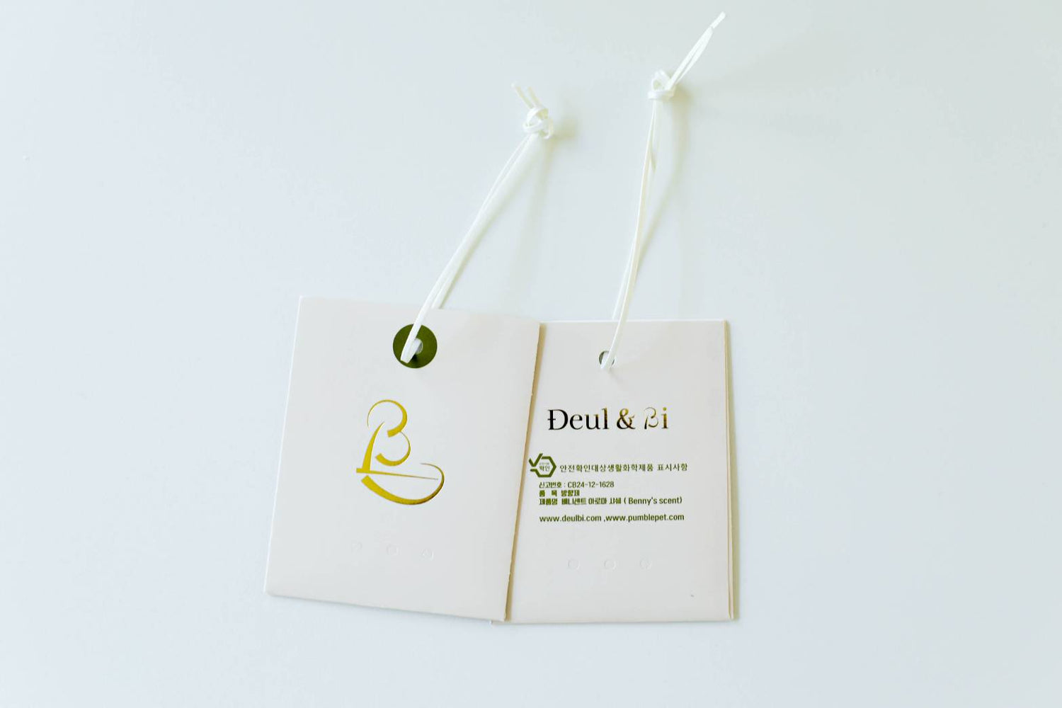 💜新品上架【梨花娘】🫧韓國PUMBLEPET天然植萃🌿韓國專業國際調香師衣櫥車用臥室歐洲油畫藝術卡+香氛袋一盒2入(20g)