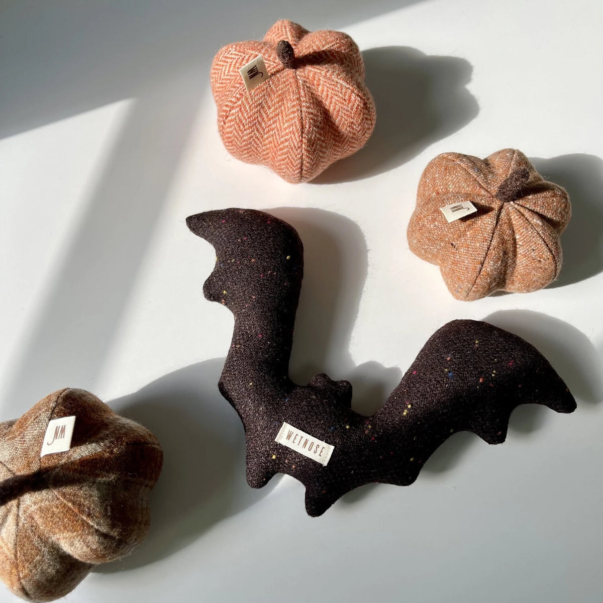 🆕新品上架【梨花娘】💖韓國品牌 WETNOSE  🎃萬聖節系列🦇 吸血鬼黑蝙蝠貓咪玩具(手工製作，等待期約10~15天)
