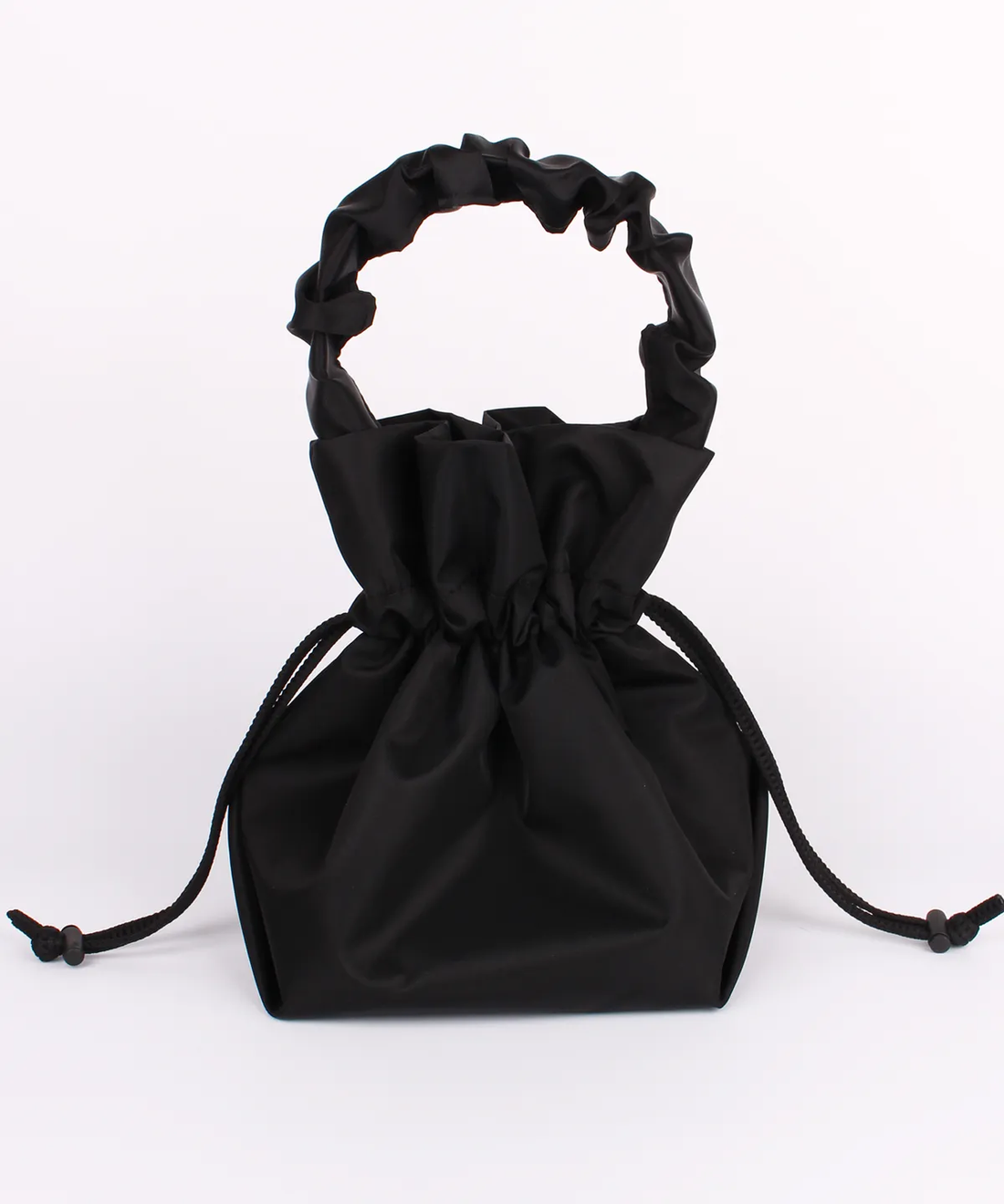 🆕新品上架  💖韓國熱銷品牌A by A 輕盈簡約抓皺設計尼龍防水水桶包(2色)(十字背帶需另購)