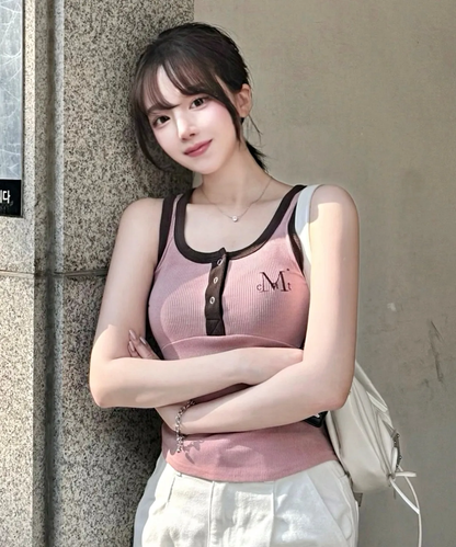 🆕新品上架💖【梨花娘】韓國品牌 Muscent 顯瘦親膚撞色鈕釦短版羅紋刺繡LOGO背心(6色)