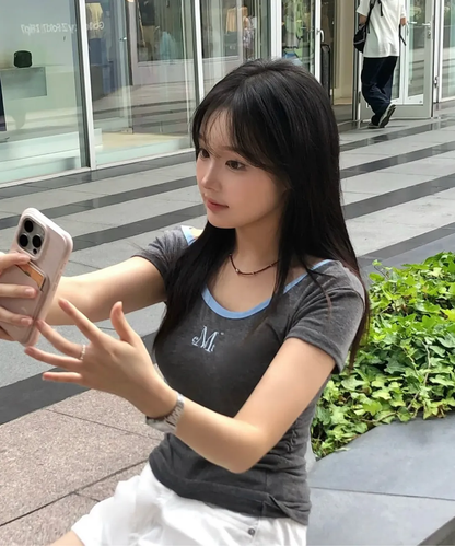 🆕新品上架💖【梨花娘】韓國品牌 Muscent Viola露肩不對稱撞色抓皺彈力短T(2色)