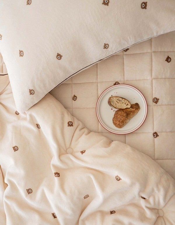 🆕新品上架【梨花娘】💖正韓熱賣🏆特殊特殊超細纖維棉柔軟保暖輕盈熊熊刺繡冬被(3色)🐻💖韓國連線