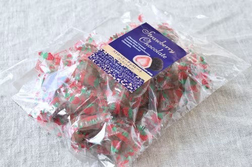 💜新品上架【梨花娘】🍓 日本春日堂 凍乾草莓巧克力〔135g〕(限量每個口味30包、大約1月初到貨)