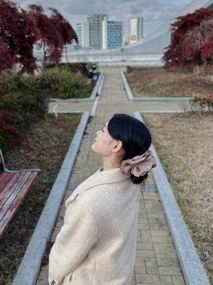 😍新品上架【梨花娘】手工製雙層格紋毛呢氣質高級感花瓣鬆弛感大髮圈(2色) 韓國連線