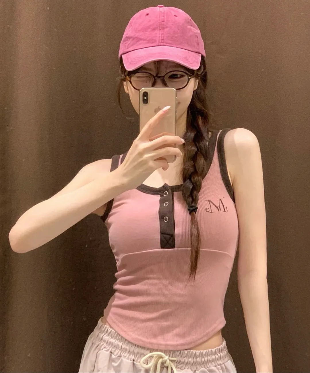🆕新品上架💖【梨花娘】韓國品牌 Muscent 顯瘦親膚撞色鈕釦短版羅紋刺繡LOGO背心(6色)