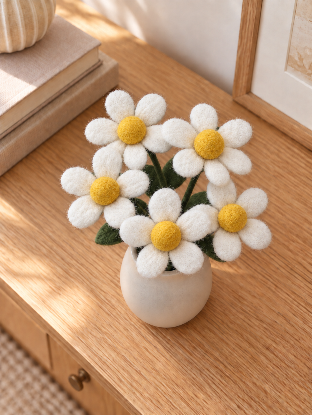新品上架【梨花娘】🌼 LIHUA MAYA｜暖陽小雛菊・高級純羊毛手作花｜花梗可彎曲・五朵組