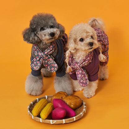 韓國新品上架【梨花娘】🐾BAILEY 🐶秋冬新品 復古花朵圖保暖舒適圍脖針織寵物毛衣(2色)