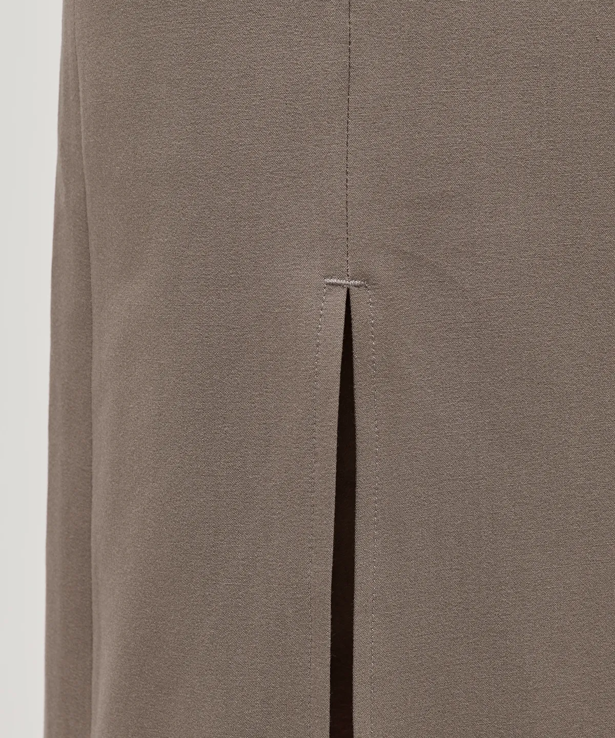 🆕新品上架【梨花娘】韓國Musinsa 💕黃金剪裁高腰優雅開叉長裙(3色)