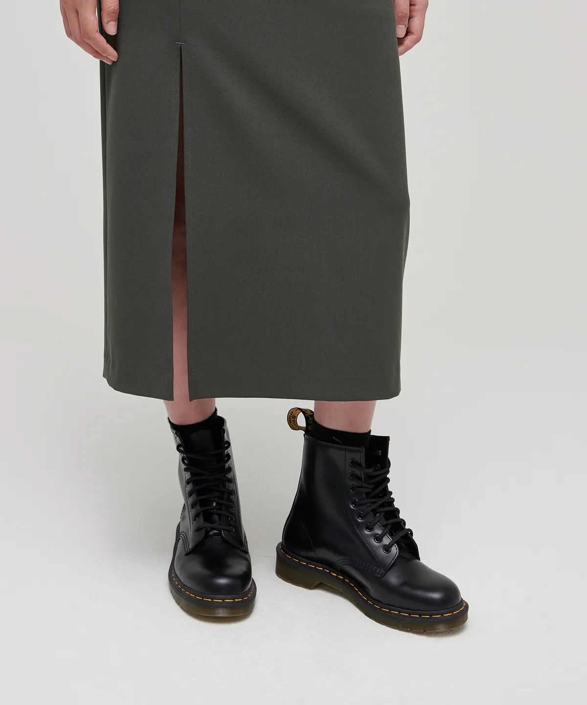 🆕新品上架【梨花娘】韓國Musinsa 💕黃金剪裁高腰優雅開叉長裙(3色)