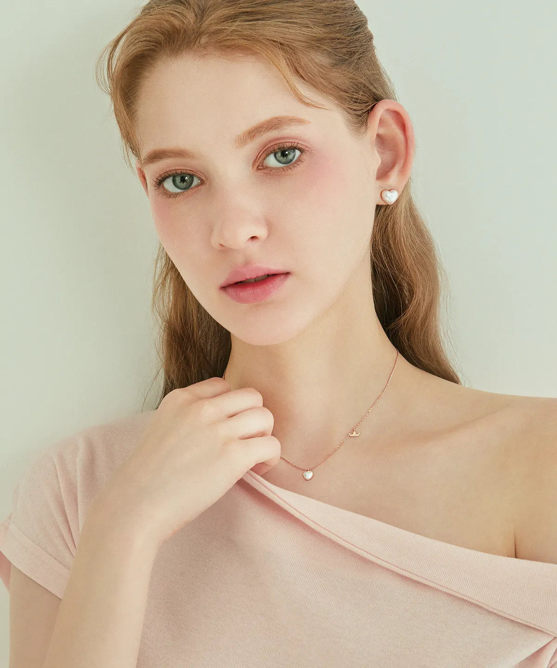 🆕新品上架【梨花娘】💖IU 同款｜韓國輕奢 J.ESTINA．Mariel 復古珍珠心形耳環