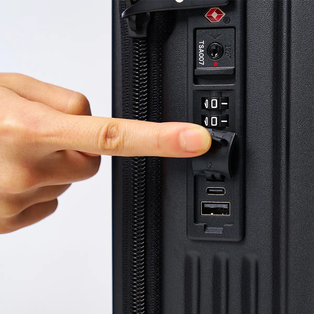 💕新品上架【梨花娘】韓國 QRANG 連續獲獎🏆頂級多功能貼心前置口袋翻蓋式行李箱(5色)