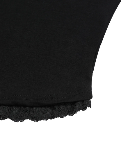 🆕新品上架 💖韓國暢銷品牌MÜCENT V領蕾絲刺繡LOGO修身圓弧下擺短版 T-shirt(3色)