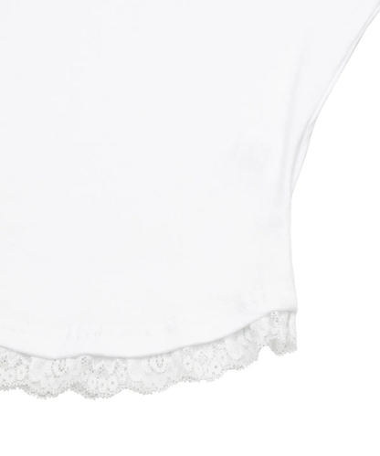 🆕新品上架 💖韓國暢銷品牌MÜCENT V領蕾絲刺繡LOGO修身圓弧下擺短版 T-shirt(3色)