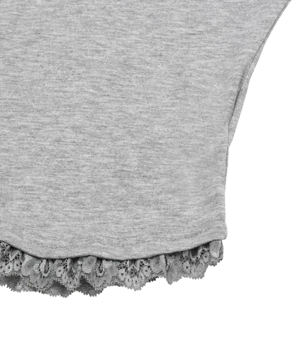 🆕新品上架 💖韓國暢銷品牌MÜCENT V領蕾絲刺繡LOGO修身圓弧下擺短版 T-shirt(3色)