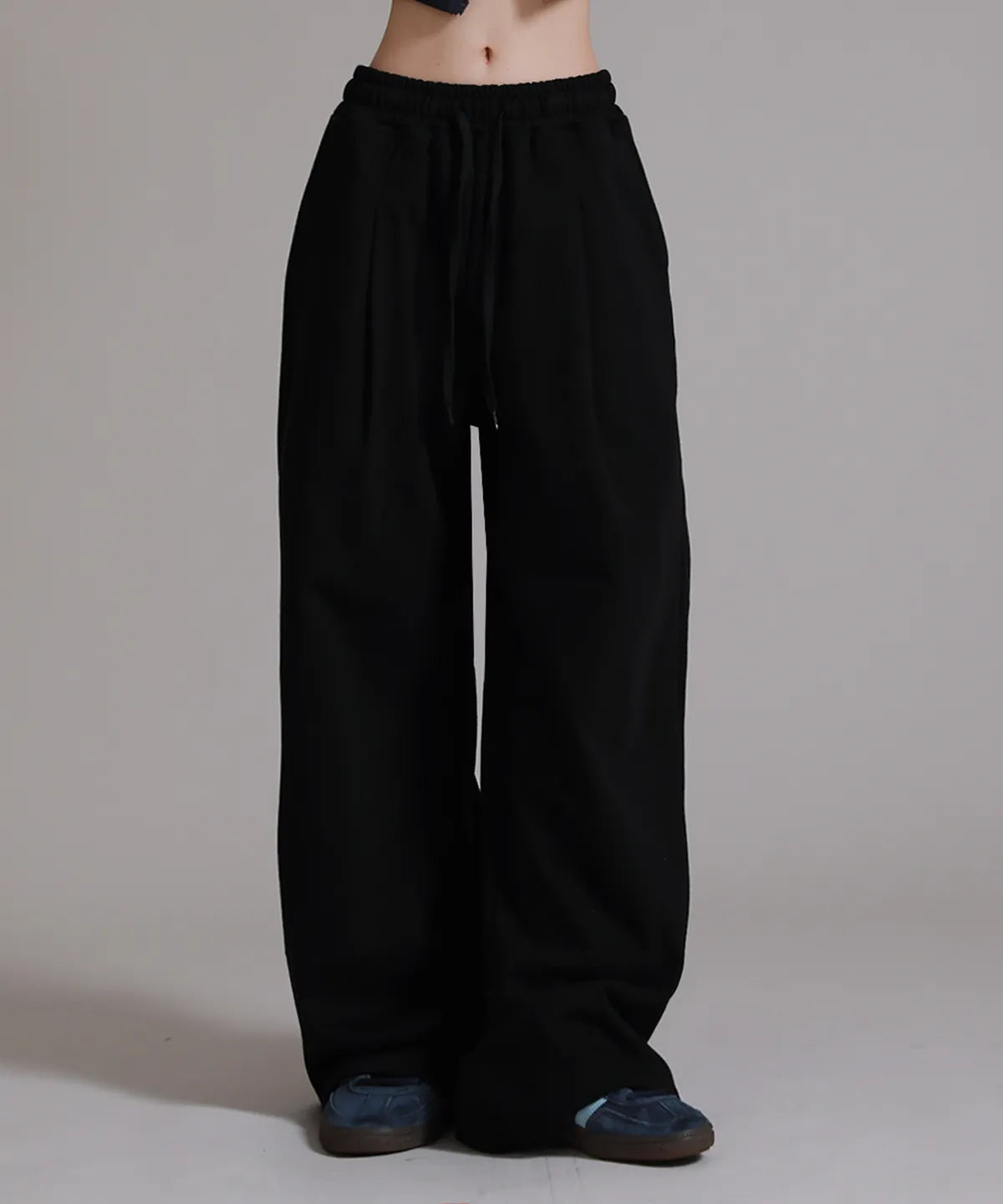 💕新品上架【梨花娘】韓國🔥LIKE THE MOST愛心豹紋口袋細褶運動休閒寬管褲 (2色)