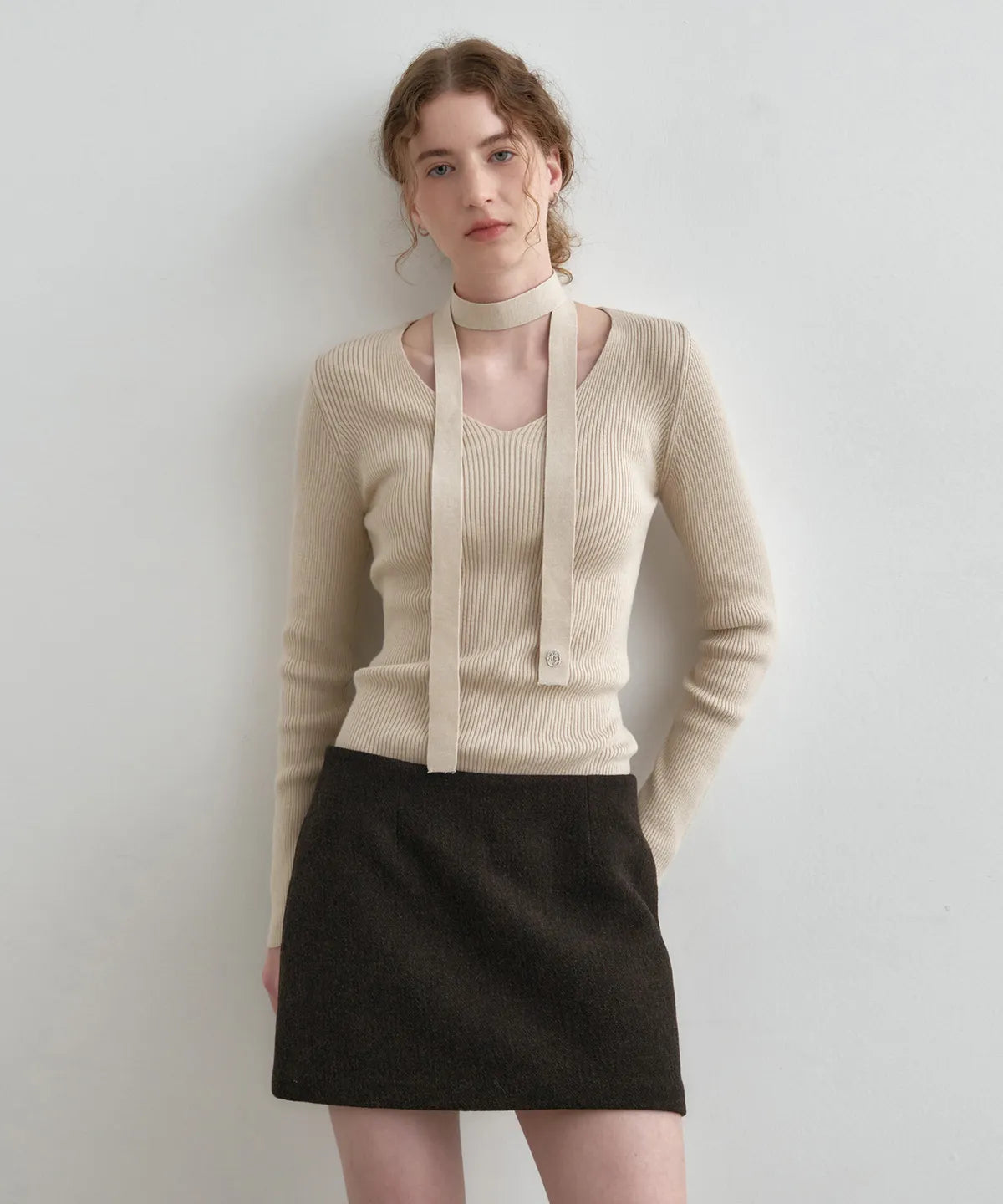 🆕新品上架【梨花娘】韓國🔥Yeoul PICK 氣質溫柔附圍巾圍巾V領修身羅紋針織上衣 (6色)