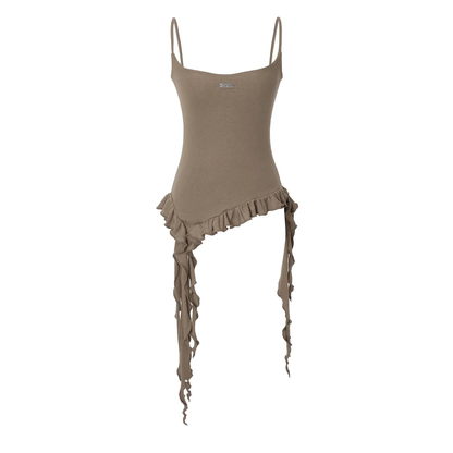 💖韓國暢銷品牌KHAKIPOINT🆕新品上架 甜酷系金屬標下擺不對稱荷葉邊細肩帶上衣(3色)