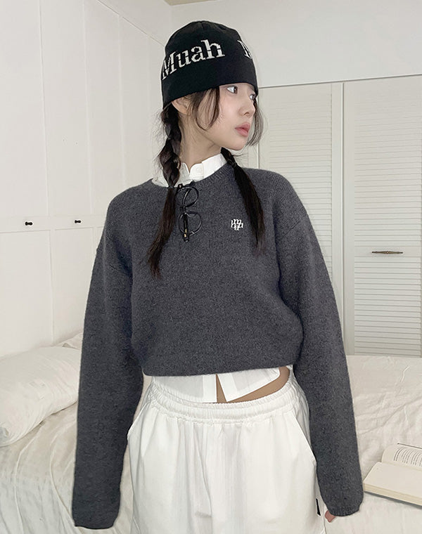 muahmuah 자수 로고 라운드 넥 벨트 스웨터