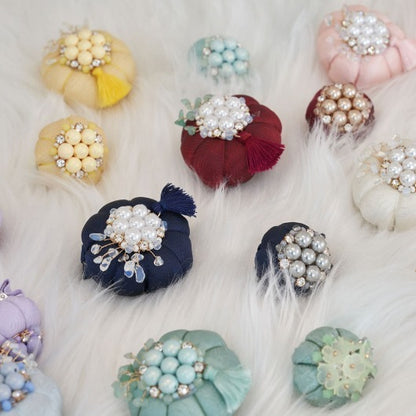 韓國新品上架【梨花娘】🐾BAILEY 🐶韓系華麗宮庭風珍珠流蘇寵物髮夾(9色)