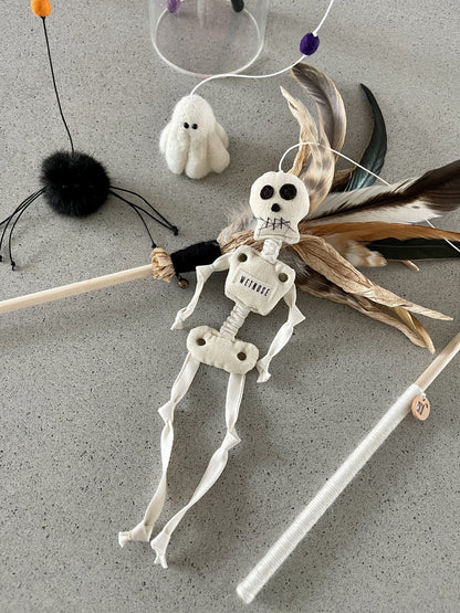 🆕新品上架【梨花娘】💖韓國品牌 WETNOSE  🎃萬聖節限定💀幽靈骷顱逗貓棒(手工製作，等待期約10~15天)
