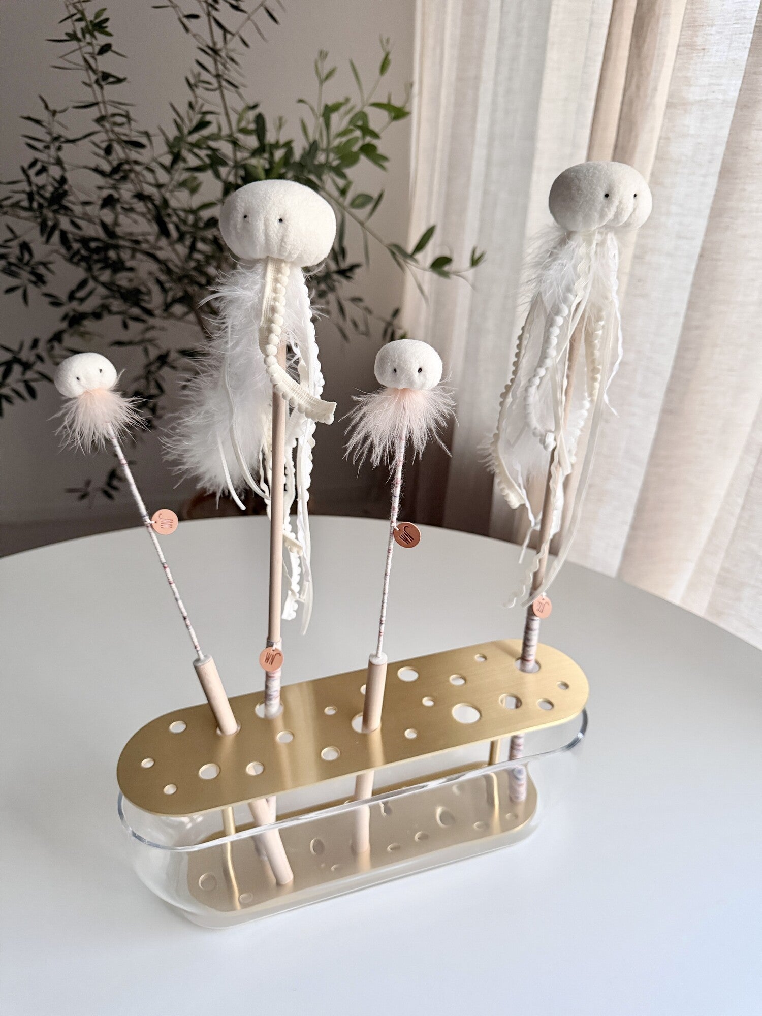🆕新品上架【梨花娘】💖韓國品牌 WETNOSE  咕嚕水母舞動逗貓棒玩具(手工製作，等待期約10~15天)