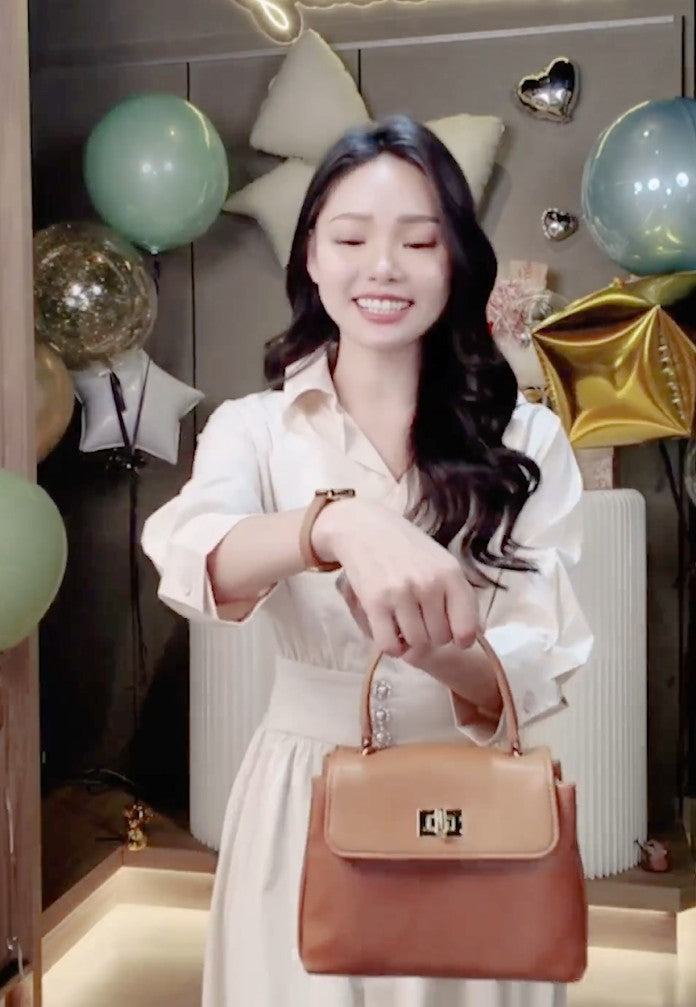 🆕新品上架【梨花瑪雅】💕真皮質感軟牛皮迷你小方包單肩斜跨手機包👜百搭時尚