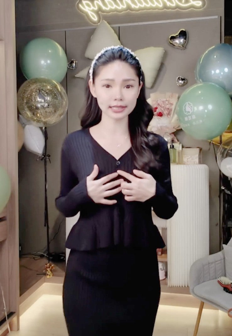 🆕新品上架💖【梨花瑪雅】秋冬款V領傘擺氣質小香風針織兩式長裙套裝(2色)🌹