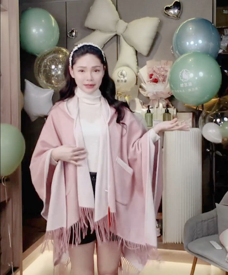 🆕新品上架💖【梨花瑪雅】秋冬新款🐏高級100%羊羔毛雙面斗篷連帽披肩外套(兩色)